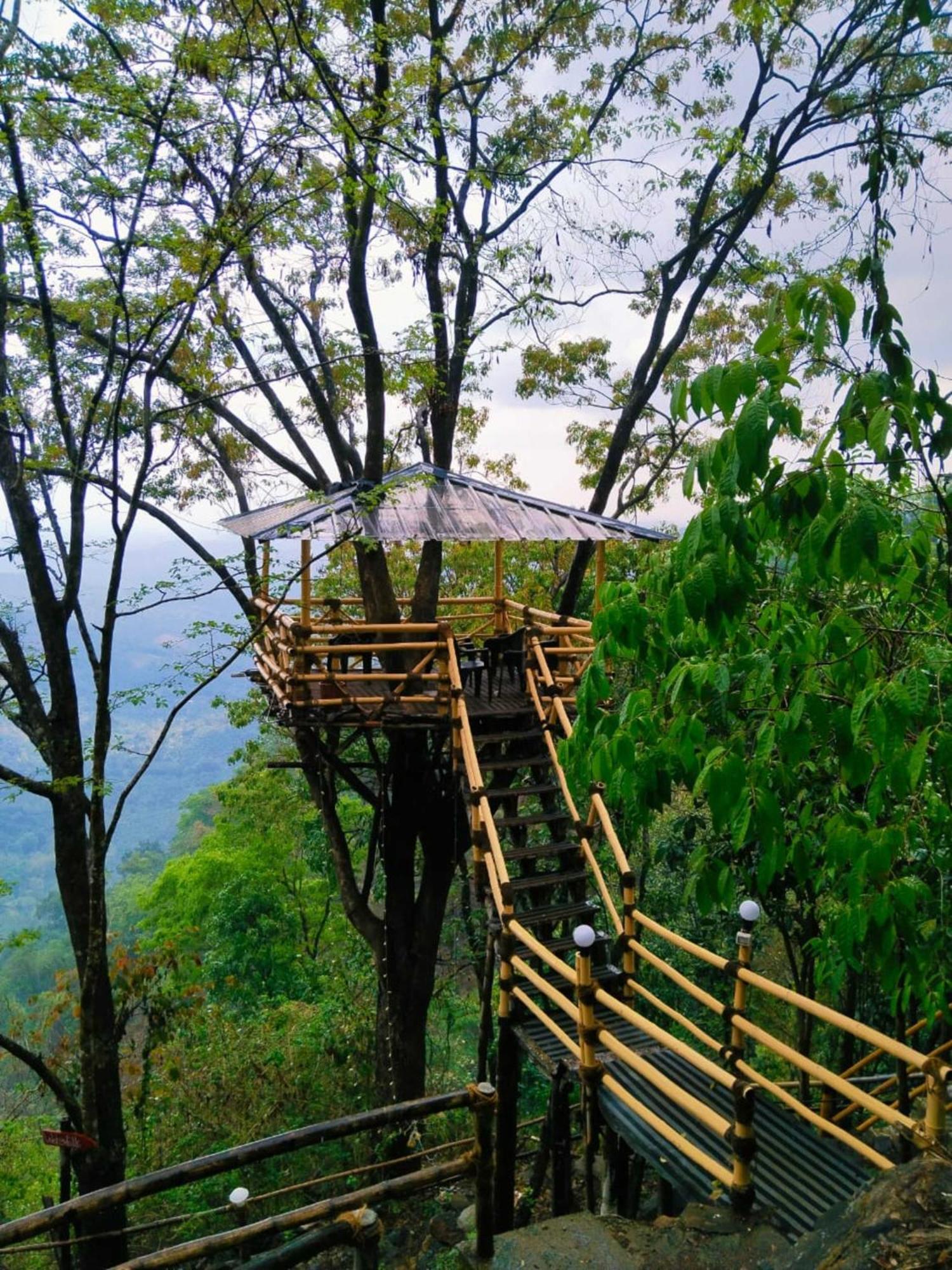 Sunset Valley Kerala Pool Resort - Serene Natural Forest Cottage Stay In Idukki With Sunrise & Sunset Panoramas, Natural Streams & Tranquil Summer Evenings Pirmed ภายนอก รูปภาพ