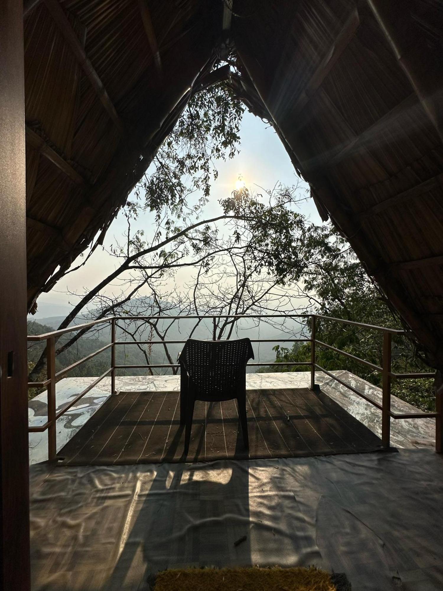 Sunset Valley Kerala Pool Resort - Monsoon Forest Cottage Stay In Idukki With Private Waterfalls, Natural Streams & Breathtaking Views Pirmed ภายนอก รูปภาพ