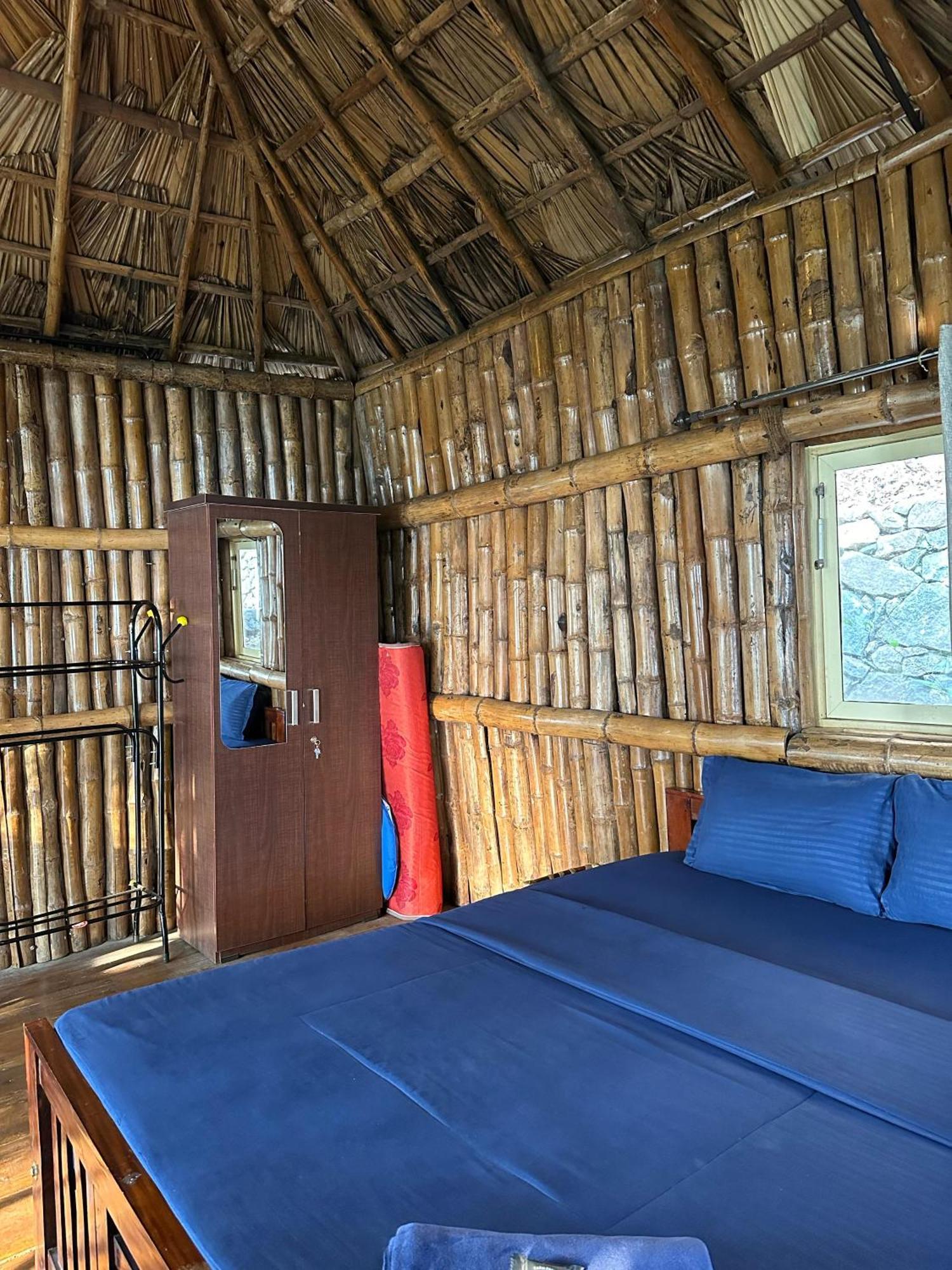Sunset Valley Kerala Pool Resort - Serene Natural Forest Cottage Stay In Idukki With Sunrise & Sunset Panoramas, Natural Streams & Tranquil Summer Evenings Pirmed ภายนอก รูปภาพ