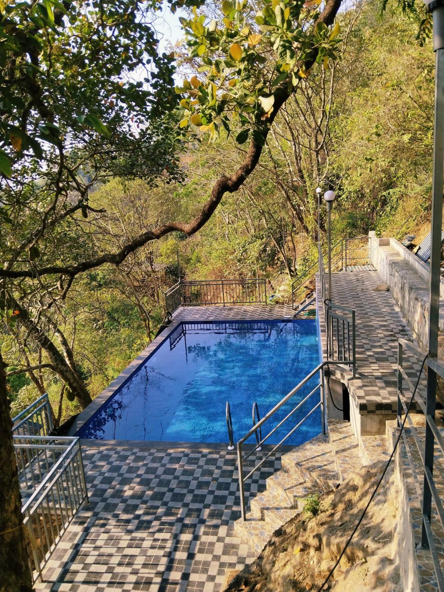Sunset Valley Kerala Pool Resort - Monsoon Forest Cottage Stay In Idukki With Private Waterfalls, Natural Streams & Breathtaking Views Pirmed ภายนอก รูปภาพ